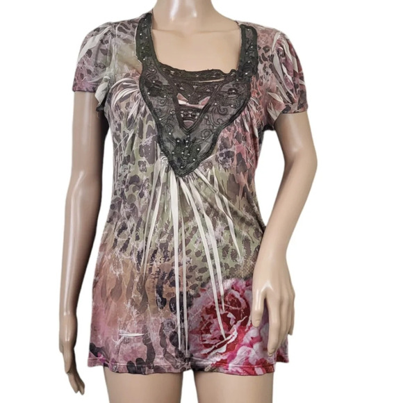 Unity World Wear Lace Cut Out Animalprint Roses Blouse - Picture 1 of 5
